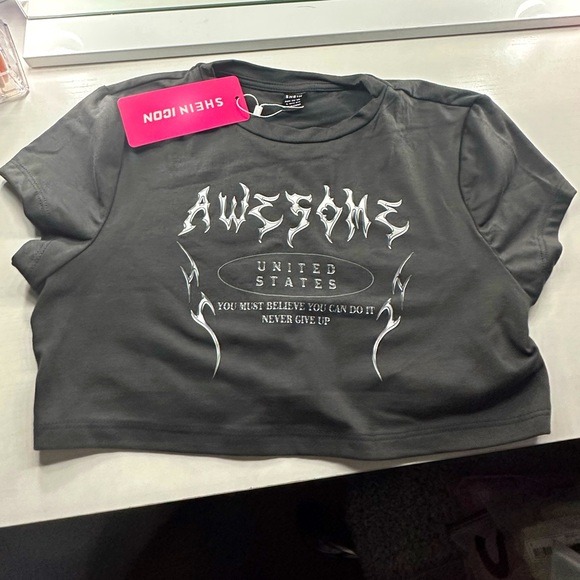 Three different types of shirts brand new, never wore - Picture 3 of 3